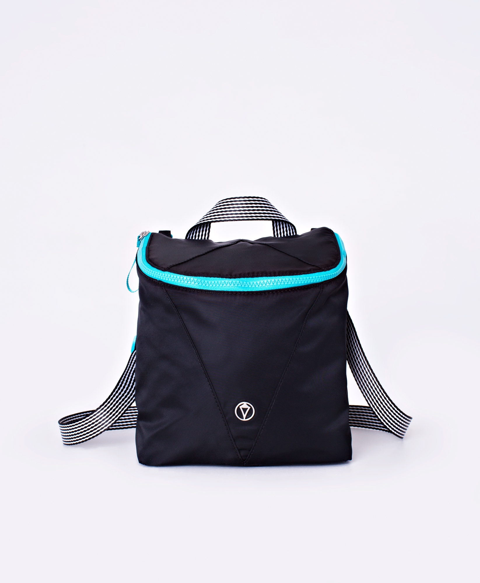 ivivva lunch bag